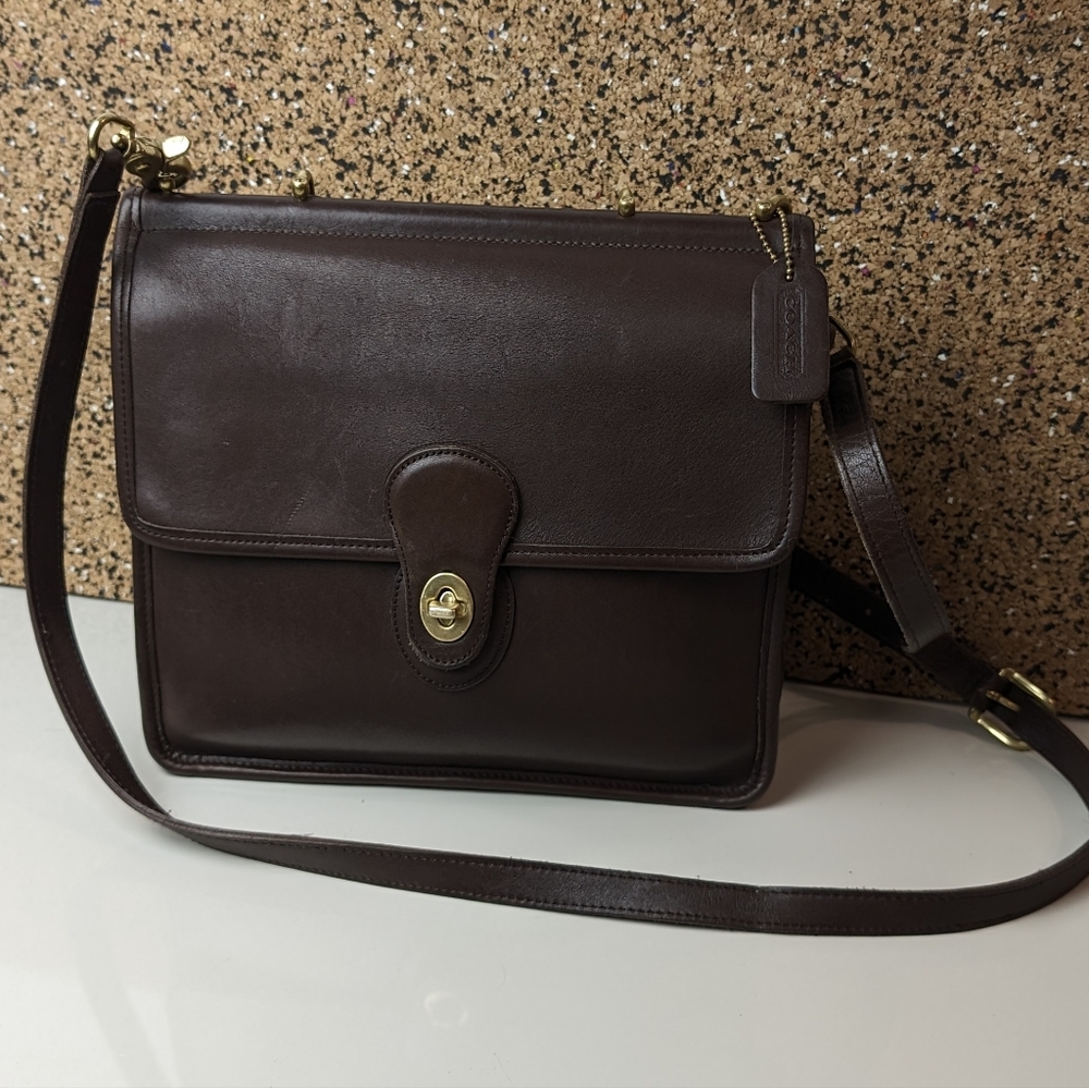 Vintage Coach Willis Mahogany brown bag, made in 1998